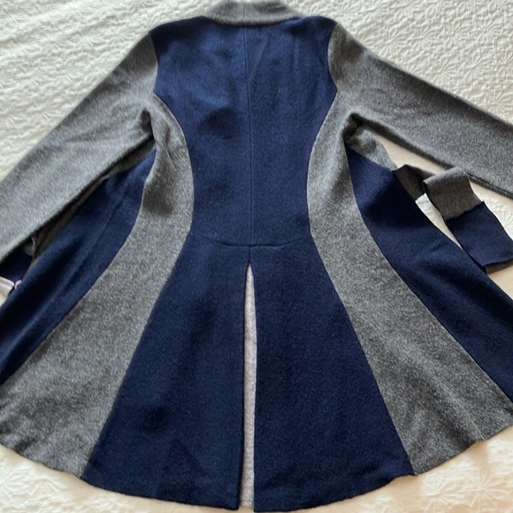 Anthropologie Small  Rosie Neira gray & navy wool sweater w/tie to front/back - Picture 8 of 16